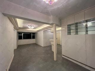 Mid Levels Central - Merry Court 07