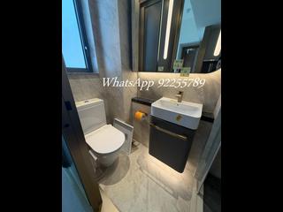 Sai Ying Pun - Des Voeux W Residence 04