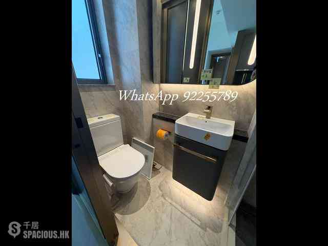 Sai Ying Pun - Des Voeux W Residence 04
