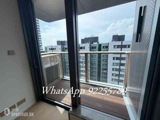 Sai Ying Pun - Des Voeux W Residence 02