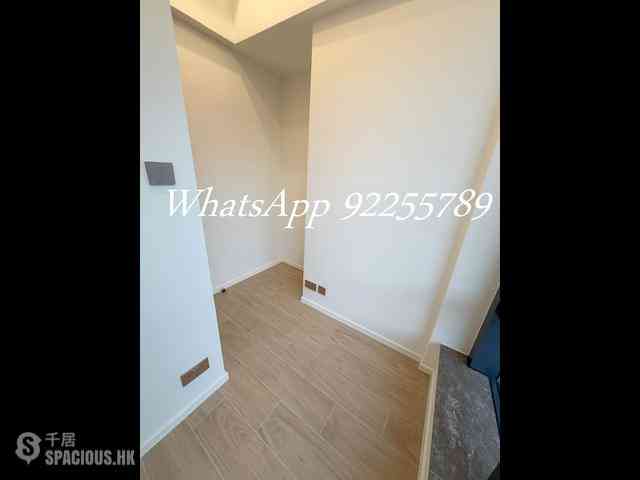 Sai Ying Pun - Des Voeux W Residence 10