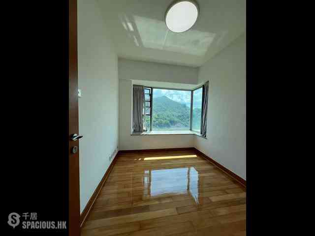 Tiu Keng Leng - Ocean Shores Phase 3 Block 15 03