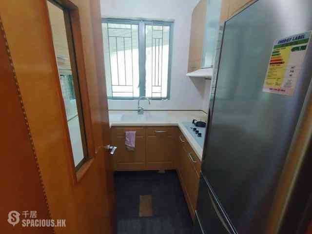 Tiu Keng Leng - Ocean Shores Phase 3 Block 12 05