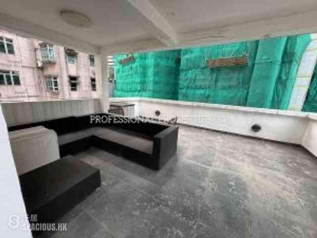 Soho - 22, Elgin Street 01