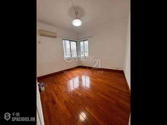 Mid Levels Central - Hong Lok Mansion 03