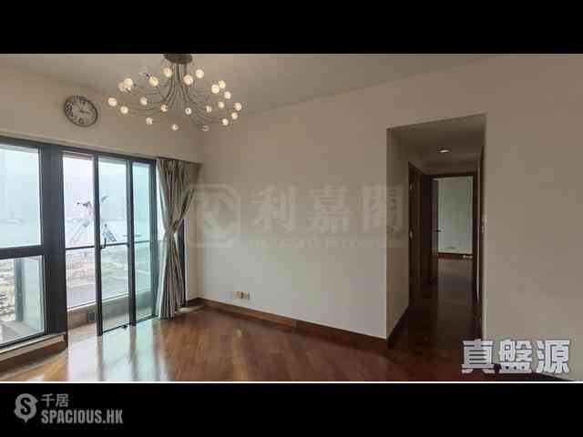 West Kowloon - The Arch Sky Tower (Block 1) 05
