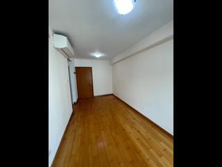 Sheung Wan - Queen's Terrace 09