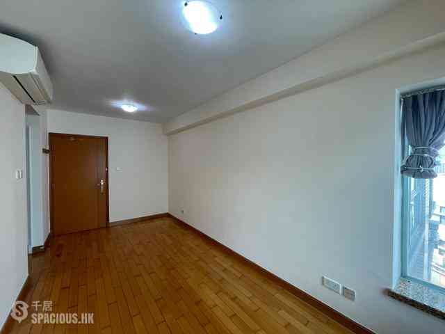 Sheung Wan - Queen's Terrace 10