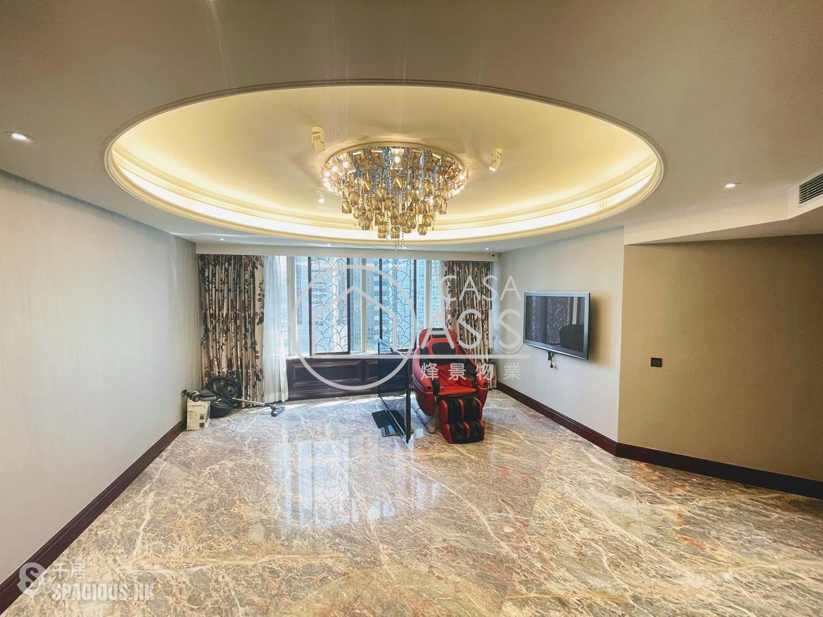 Wan Chai - Convention Plaza Apartments 01