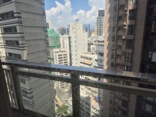 Soho - Centrestage 05