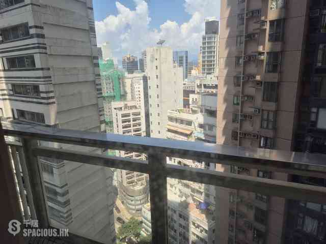 Soho - Centrestage 05