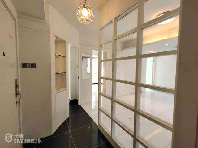 Mid Levels Central - Arts Building 10
