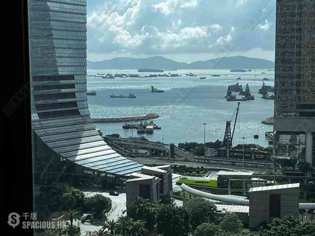 西九龙 - 凯旋门 观星阁 (2座) 01