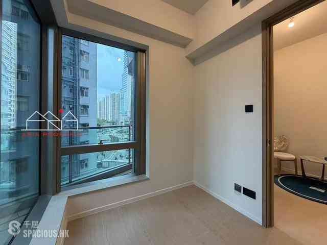 Quarry Bay - Finnie 07