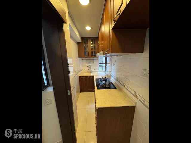Sai Ying Pun - Smiling Court 07