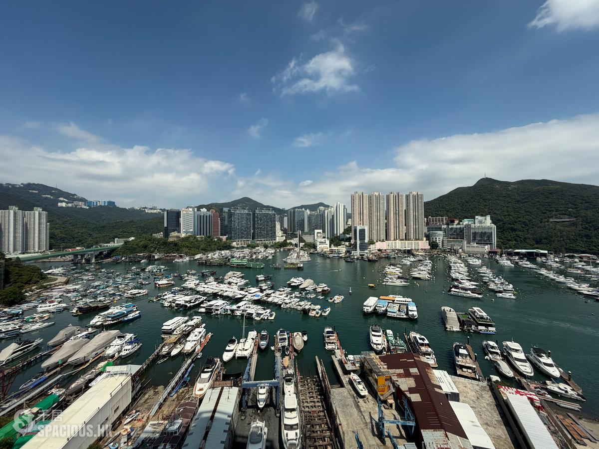 Ap Lei Chau - Larvotto 01