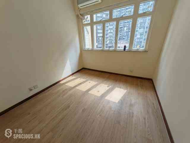 Mid Levels Central - Carlos Court 03