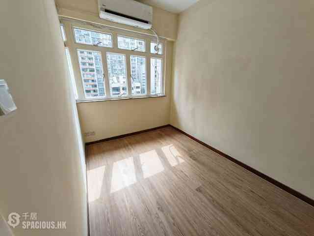 Mid Levels Central - Carlos Court 06