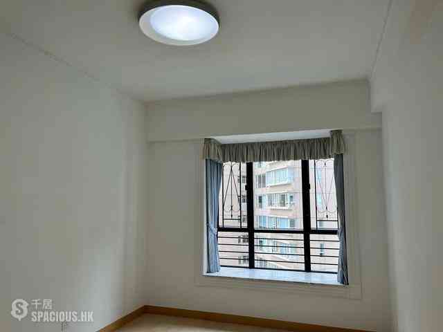 Mid Levels Central - Clovelly Court Block 2 07