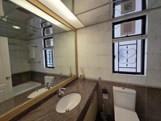 Mid Levels Central - Clovelly Court Block 2 19