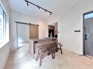 Mid Levels Central - Pak Fai Mansion 03