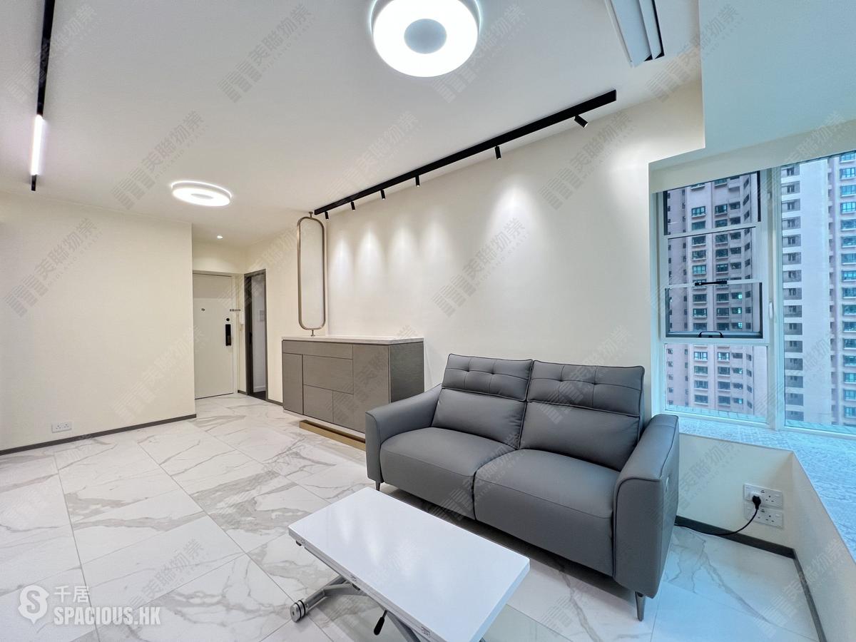 Mid Levels Central - Hillsborough Court 01
