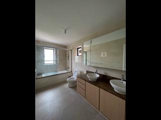 Mid Levels Central - Kennedy Heights 06