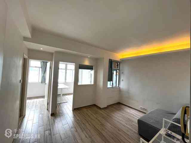 Shek Tong Tsui - Chester Court 01