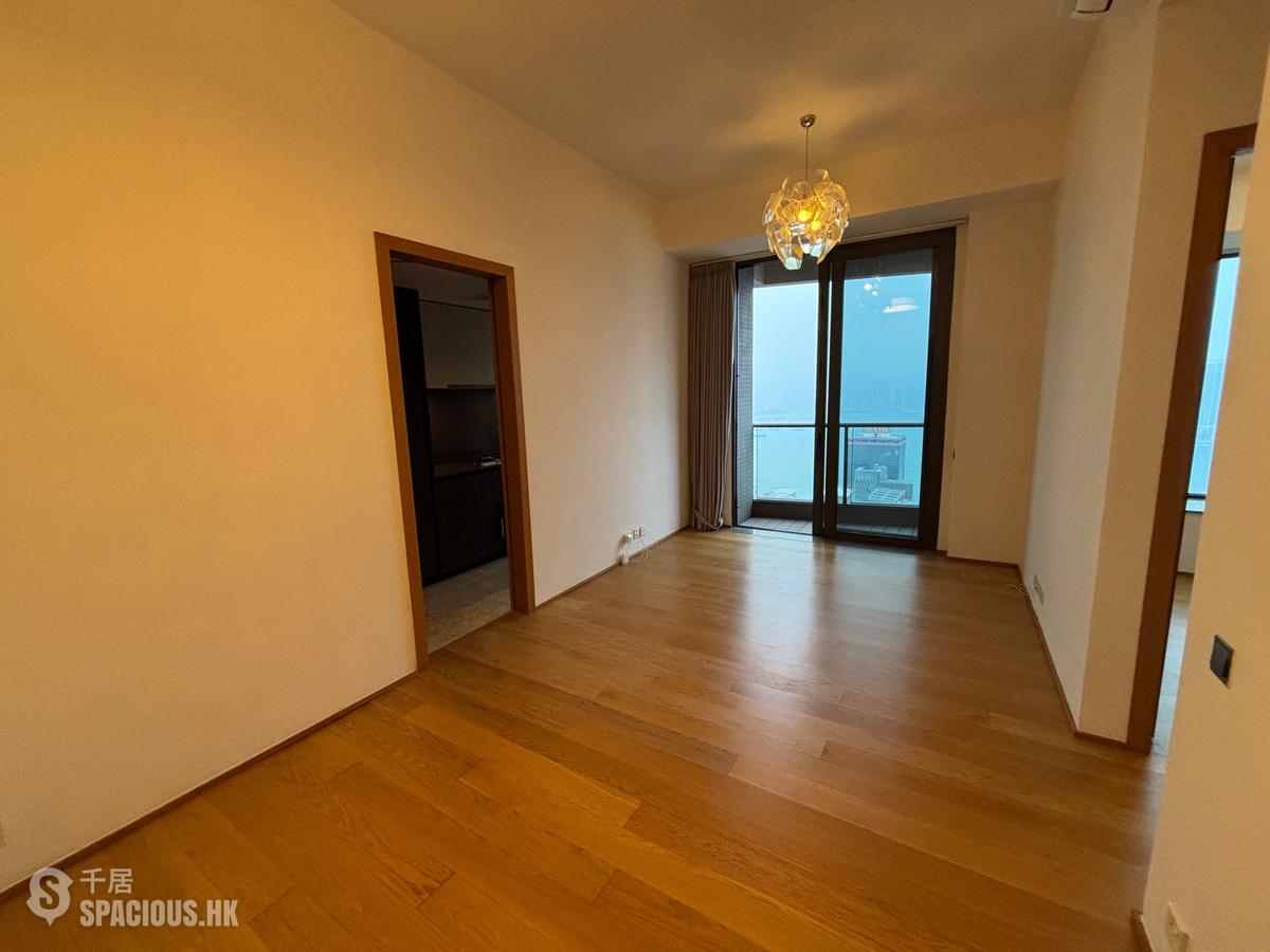 Mid Levels West - Alassio 01