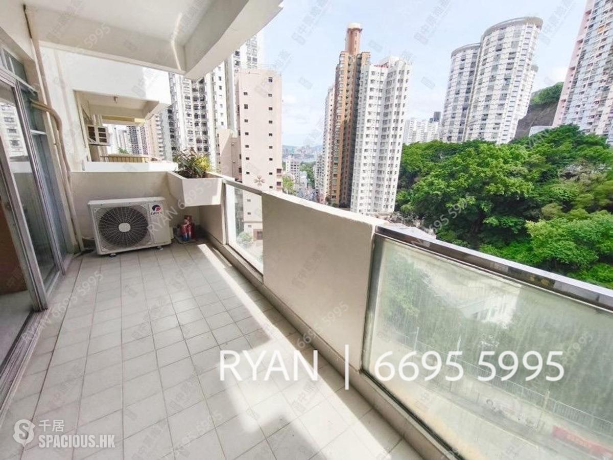 Tai Hang - Kan Oke House 01