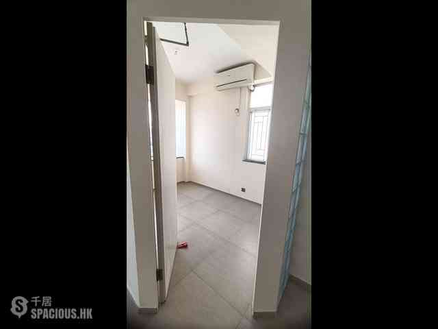 Tin Hau - Hing Hon Building 04