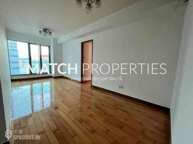 Sheung Wan - Queen's Terrace 01