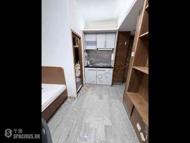 Causeway Bay - Cathay Mansion 07