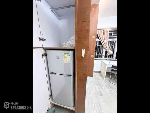 Causeway Bay - Cathay Mansion 09