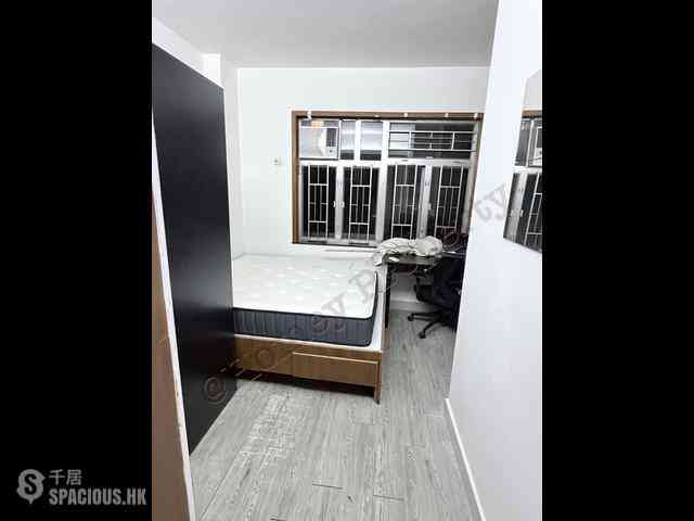 Causeway Bay - Cathay Mansion 03