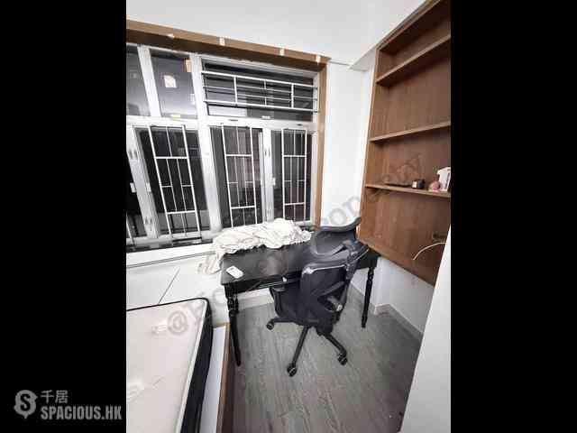 Causeway Bay - Cathay Mansion 04