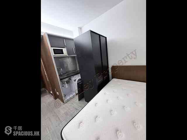 Causeway Bay - Cathay Mansion 06