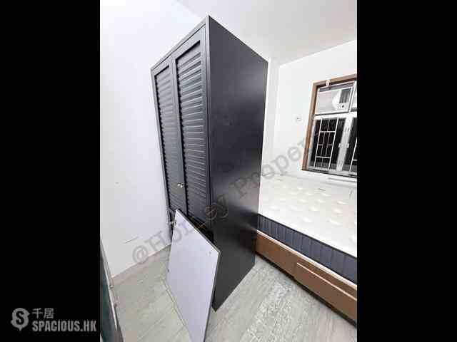 Causeway Bay - Cathay Mansion 09