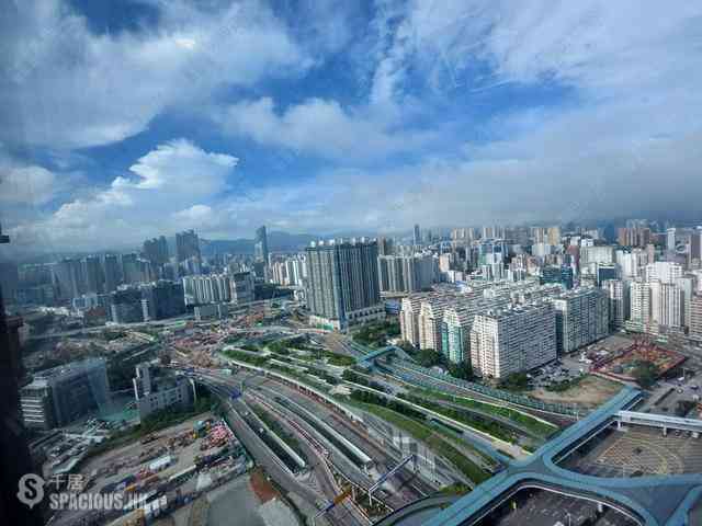 West Kowloon - Sorrento Phase 1 Block 5 01