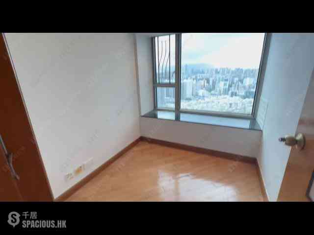 West Kowloon - Sorrento Phase 1 Block 5 04