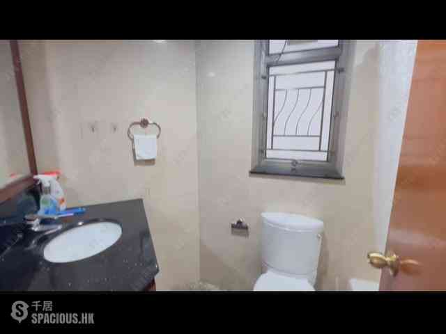 West Kowloon - Sorrento Phase 1 Block 5 08