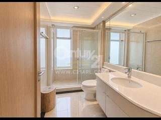 Wong Chuk Hang - Manly Villa 12