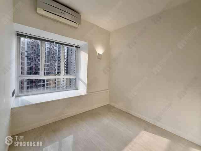 Mid Levels Central - Blessings Garden 27