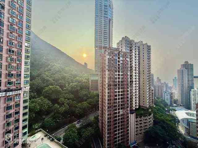 Mid Levels Central - Blessings Garden 17