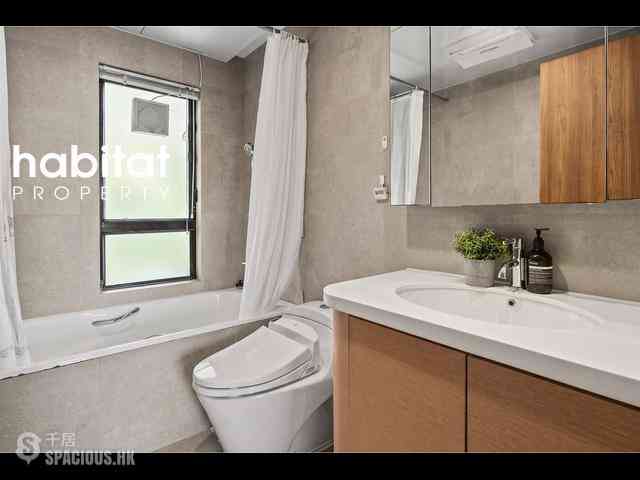 Repulse Bay - Ruby Court Tower 2 08