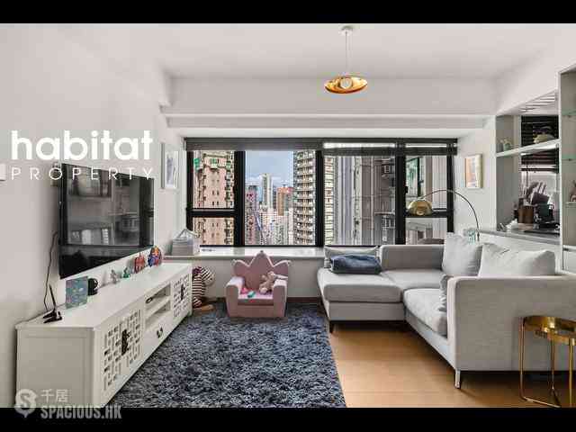 Soho - Centrepoint 01
