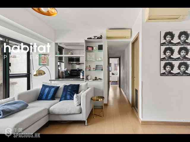 Soho - Centrepoint 03