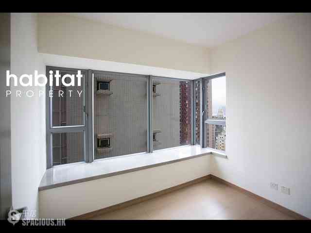 Soho - Centrepoint 09