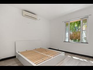 Happy Valley - 1-4, Briar Avenue 10
