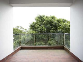 The Peak - Strawberry Hill 11